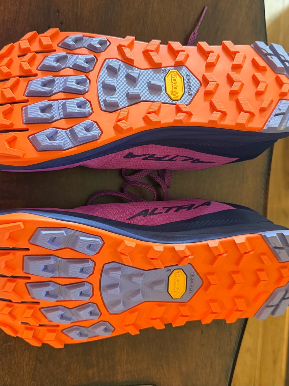 Altra Lone Peak 9+ GTR - Picture 4 of 4